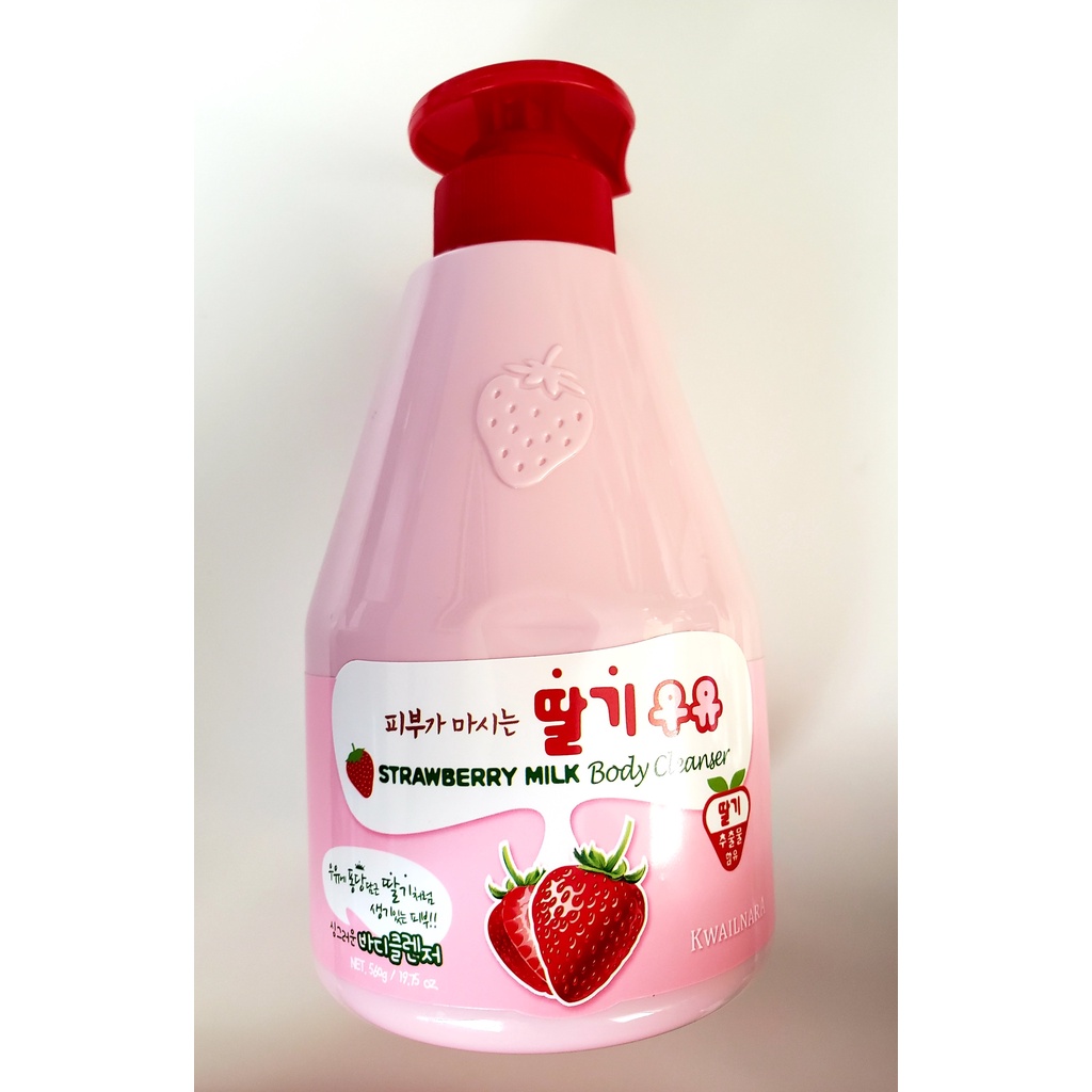 Sữa tắm sạch tết bào chết, trắng da dương dâu Welcos strawberry milk body cleanser 560g