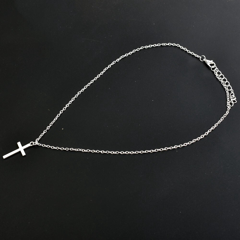 Dây chuyền hợp kim mặt thánh giá nhiều màu sắc