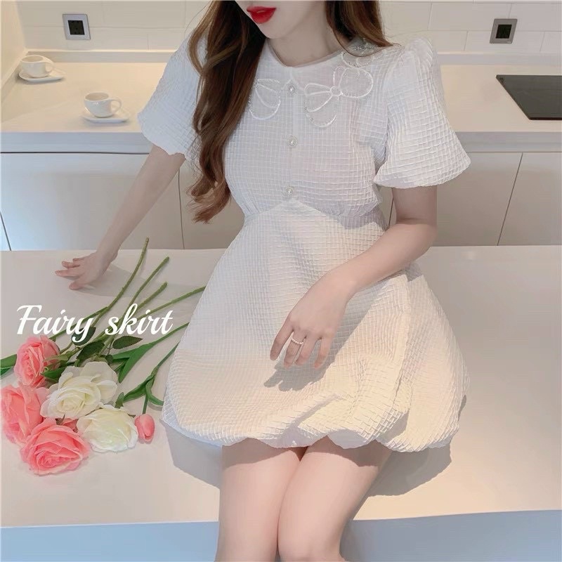 🤍 Đầm trắng cổ sen bồng bềnh