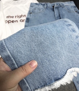 Quần baggy jean