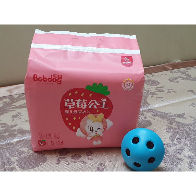 Tã/ bỉm Bobdog dâu (S26/M24/L22 miếng)