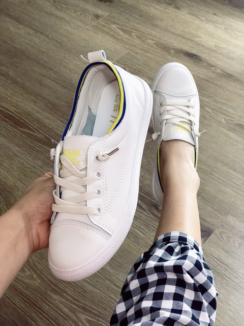 Giày slip on xinh | BigBuy360 - bigbuy360.vn