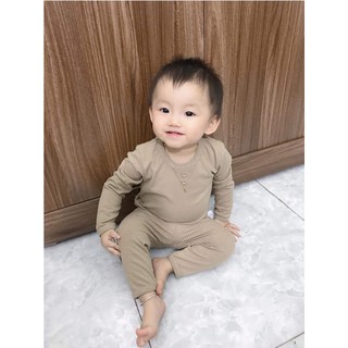 Bộ Len tăm K.Woo cổ tròn