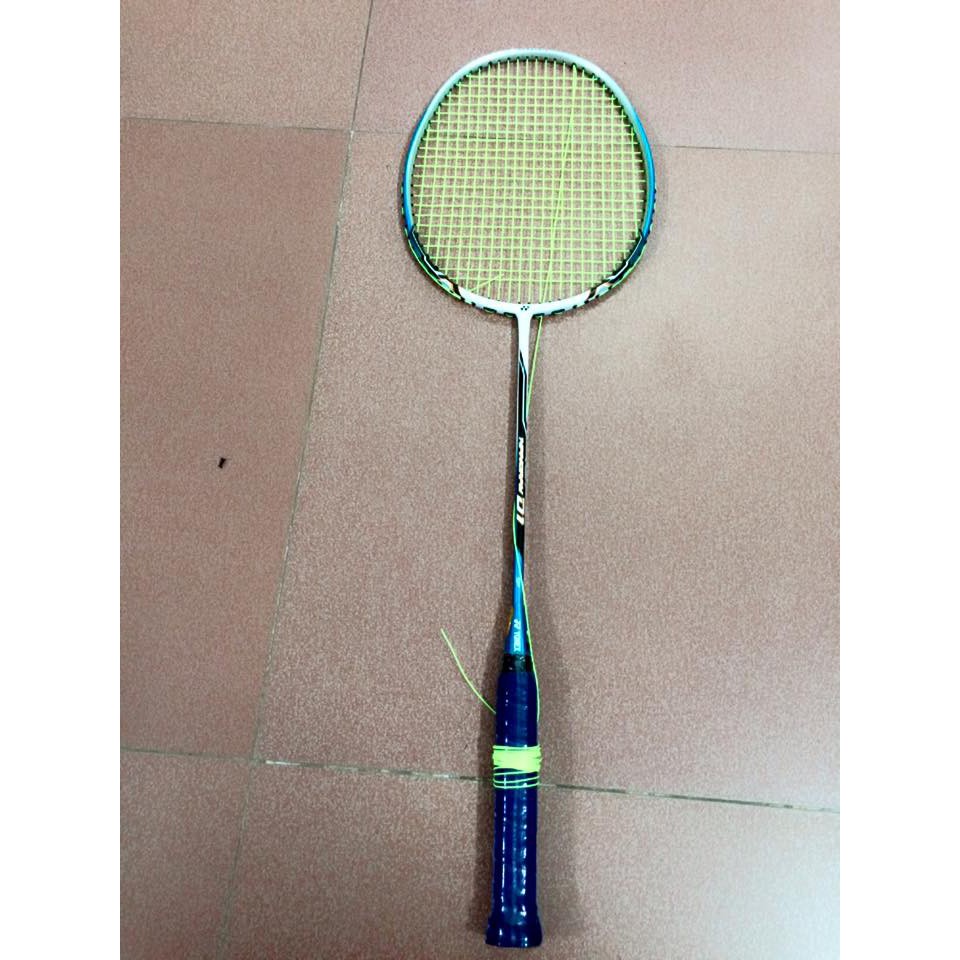 Vọt cầu lông YONEX NANORAY D1