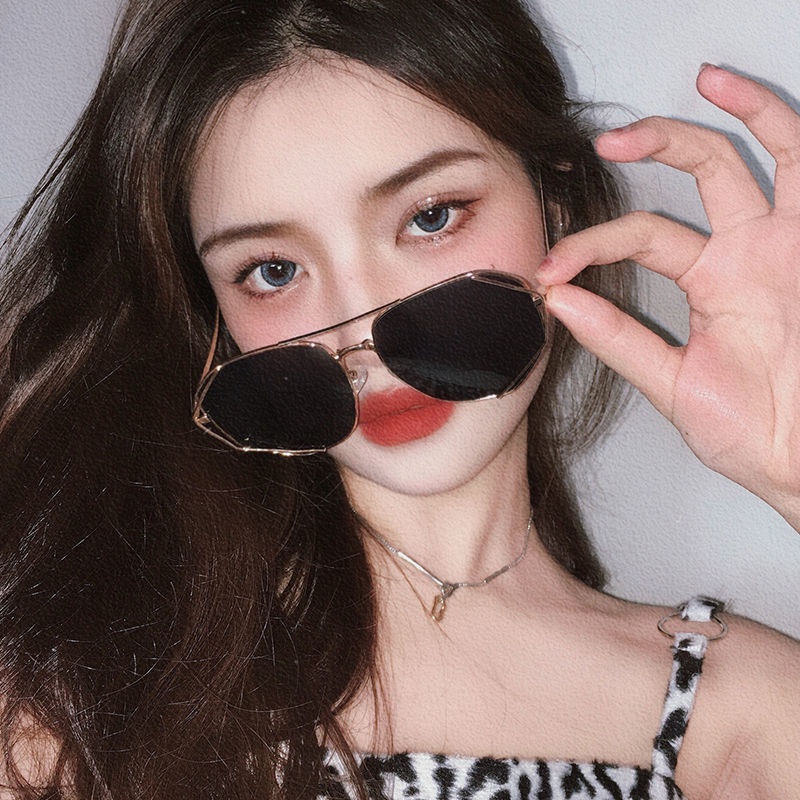 Kính Mát Gọng Vuông Kim Loại Thời Trang Cho Nam Nữ