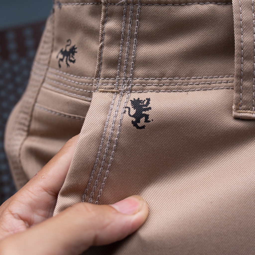 QUẦN SHORT KAKI NAM IN HÌNH CHIẾC XE