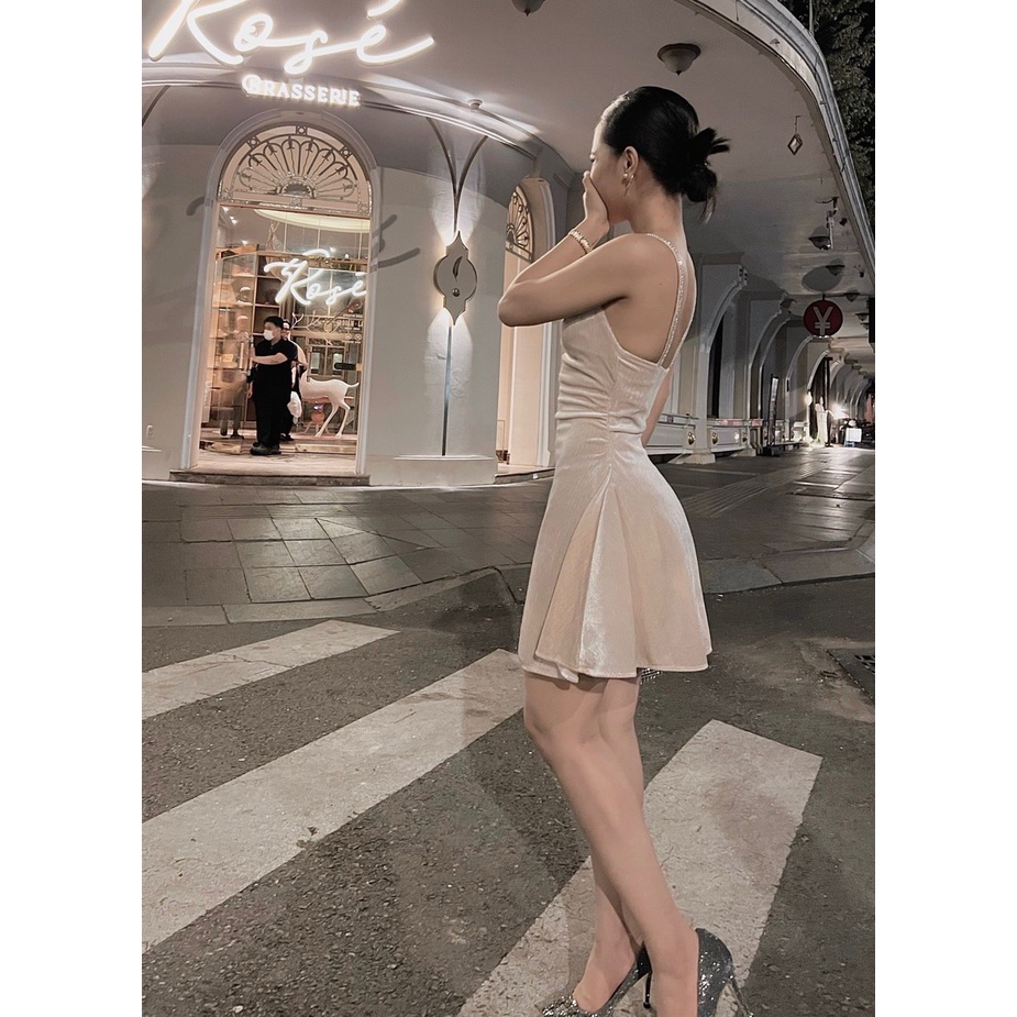 ĐẦM NHUNG TĂM CỔ ĐỔ ÁNH NHŨ HỞ LƯNG 2 DÂY ĐÍNH ĐÁ