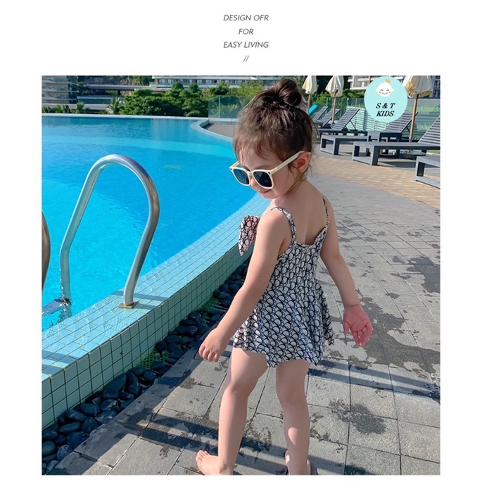Sét đồ bơi hai chi tiết kèm mũ bơi cho bé gái(6-15kg)