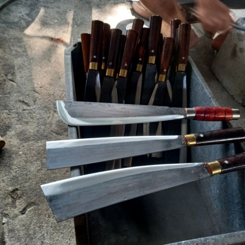 Dao chặt xương ,chặt cây,củi -hàng thép nhíp ôtô chuẩn sắc bén