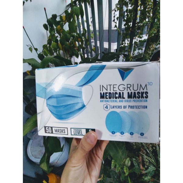 Hộp 50 khẩu trang y tế 4 lớp kháng khuẩn