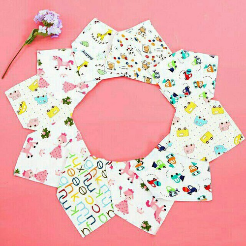 Yếm cotton thấm hút cho bé giữ ấm cổ