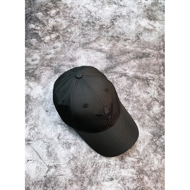 (HÀNG XUẤT XỊN) Mũ / Nón das đen logo đen H36 BASEBALL TREFOIL CAP DARK BLUE Made in Thailand full tem tag One size