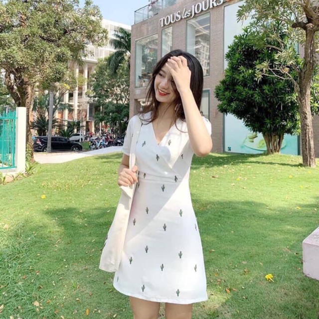 [Ảnh thật/Tự chụp] Váy trắng 🌺HÀNG CÓ SẴN🌺 Đầm trắng tay bồng xinh xắn