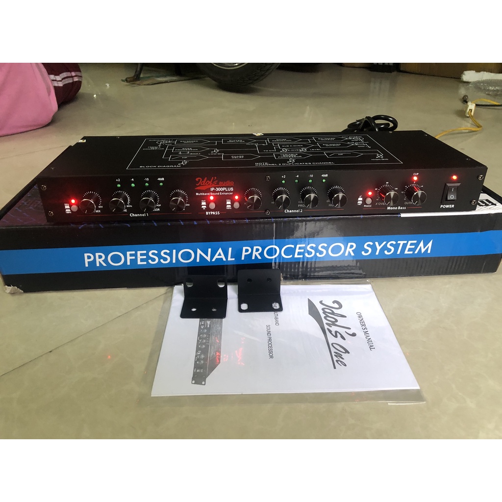 Máy nâng tiếng karaoke Idol 300plus mẫu mới