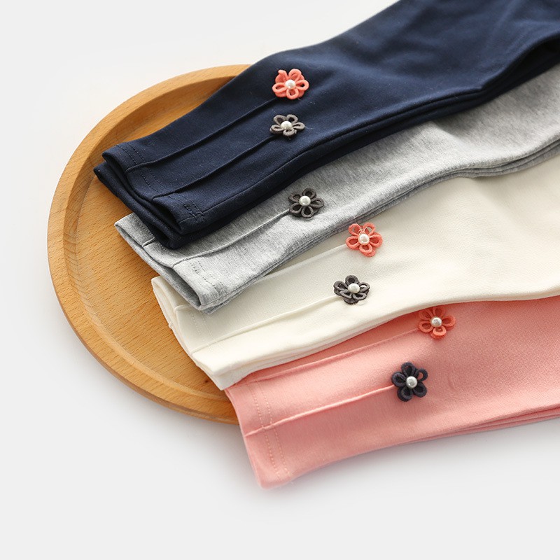 Quần legging thêu hoa cho trẻ