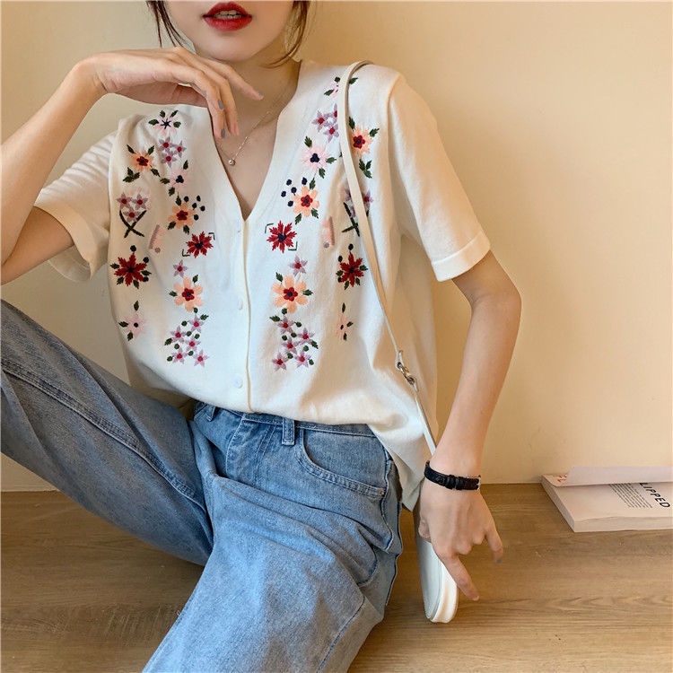 Áo Sweater Dệt Kim Tay Ngắn Thêu Hoa Kiểu Retro Xinh Xắn