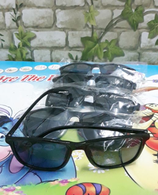 🔴ĐANG SALE - MẮT KÍNH TAY ĐEN GỌNG MẢNH THỜI TRANG.