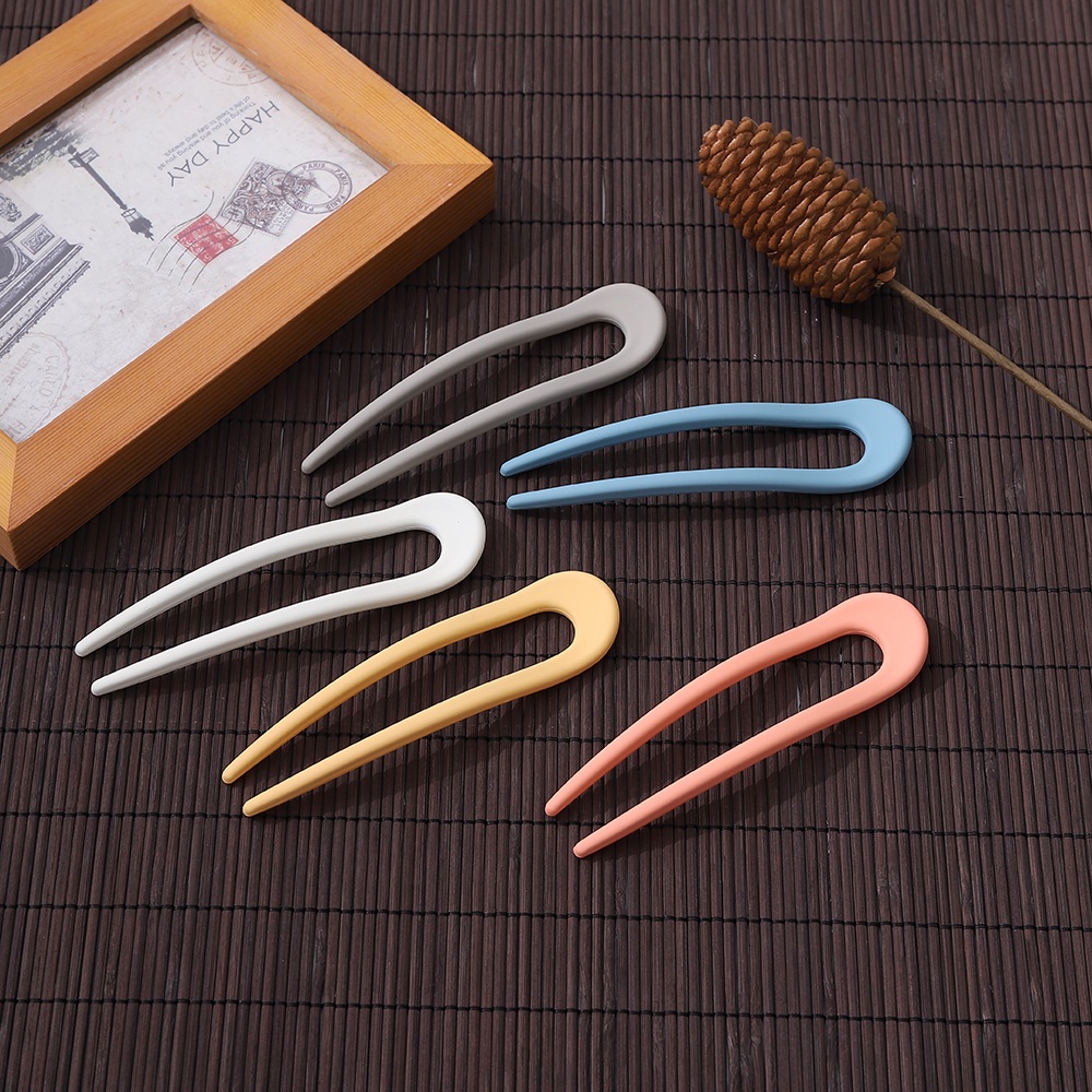 Bộ 2 Kẹp Tóc Hình Chữ U Màu Sắc Ngọt Ngào Đơn Giản Cho Nữ