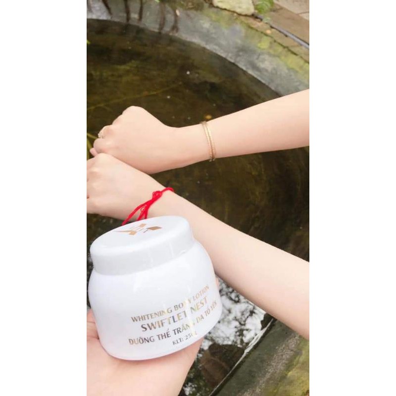 Kem dưỡng da body Xavia Whitening Lotion 250g tặng son kem lì Xavia giá 250k
