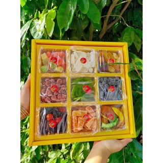 (Quận 4) Hộp mứt tết 9 vị