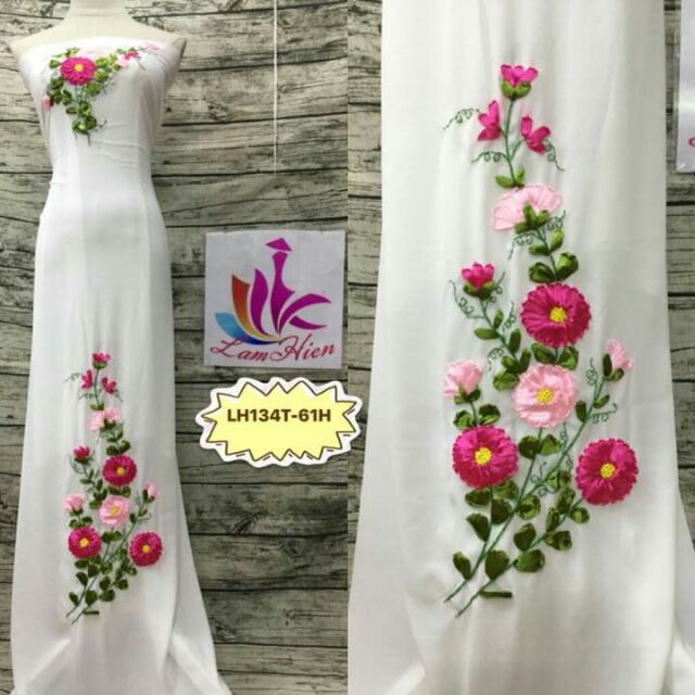 Vải áo dài thêu hoa 3D