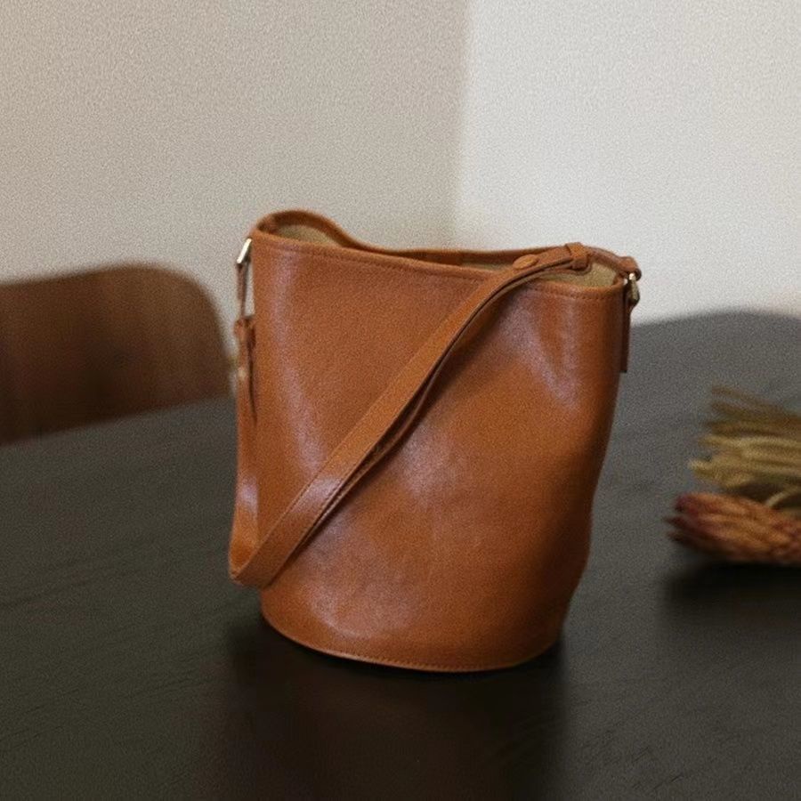 Túi Xách Da Mềm Cỡ Lớn In Họa Tiết Thời Trung Cổ