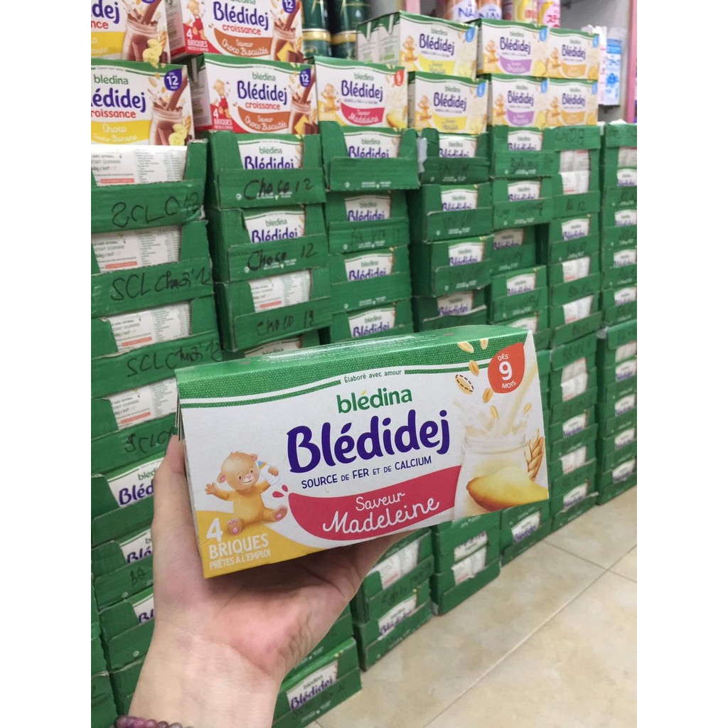 Sữa nước Bledina 250ml x 4 hộp date 2023