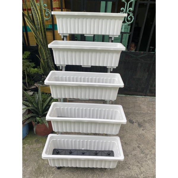 Kệ thông minh 5 tẩng trồng hoa cay cảnh và rau sạch , không gồm Chậu