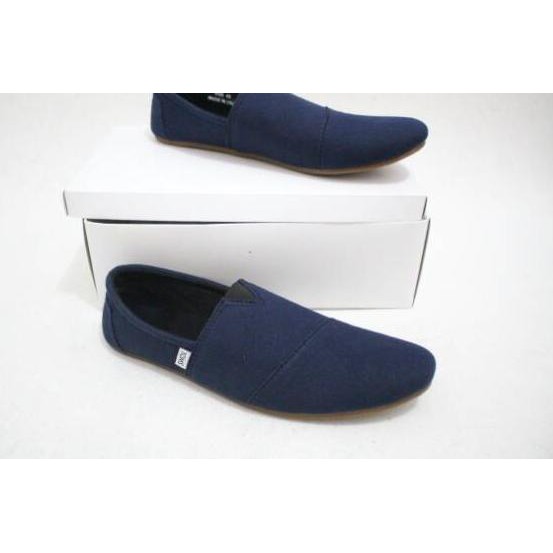 Giày Lười Toms Màu Xanh Navy Thiết Kế Cá Tính