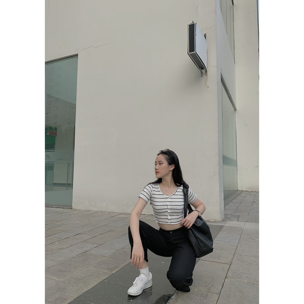 [Mã WASKT304 giảm 15% tối đa 30K đơn 99K] áo thun cúc ngực ngắn tay TKP96 1994closet | BigBuy360 - bigbuy360.vn