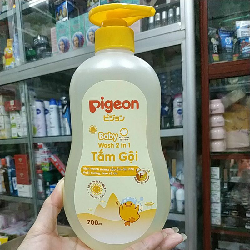 SỮA TẮM GỘI PIGEON VÒI 700ML, TỪ TINH DẦU HOA HƯỚNG DƯƠNG GIÚP NUÔI DƯỠNG BẢO VỆ DA CHO TRẺ SƠ SINH VÀ TRẺ NHỎ