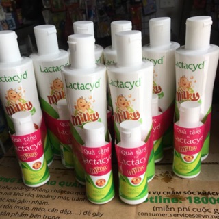 Sữa tắm trẻ em Lactacyd Milky 250ml tặng 1 chai 60ml