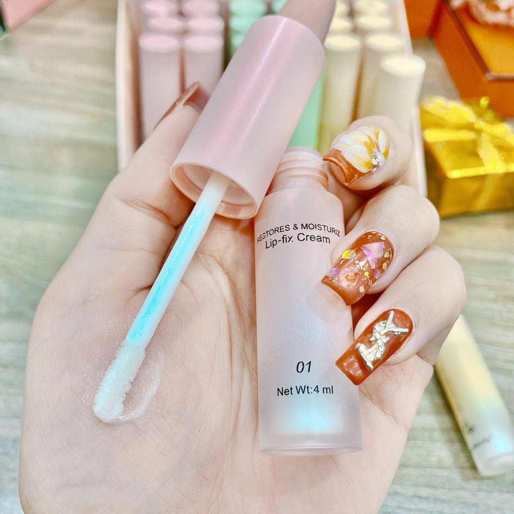 Son kem dưỡng môi không màu Lip Protexter Kissbeauty Y210