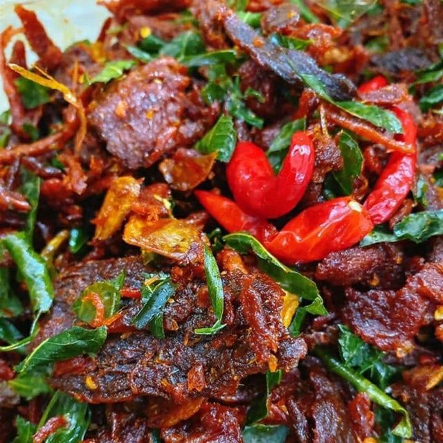 Khô Bò Đập Lá Chanh Viettin Mart 500g