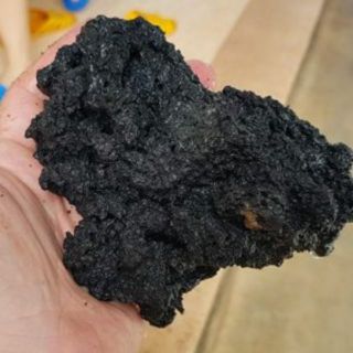 1KG - Đá đen Gia Lai trang trí hồ thủy sinh, hồ cá.