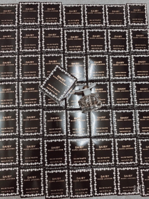 Nước hoa mini daisy edt 5ml