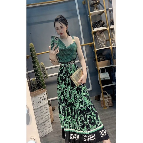 Set váy cao cấp.