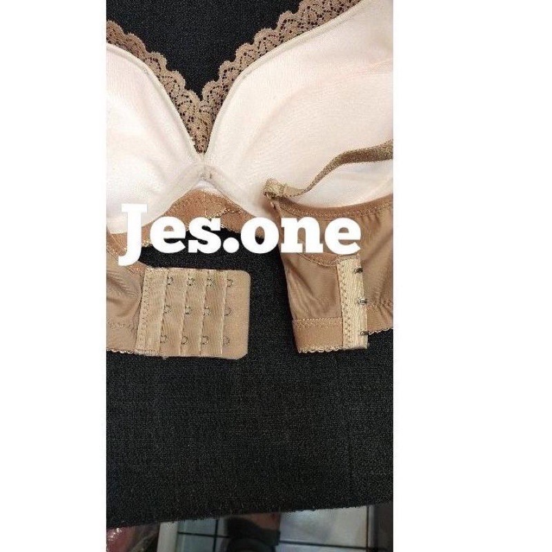 Áo lót ko gọng mã số 2056 ảnh thật video Shop tự quay ạ