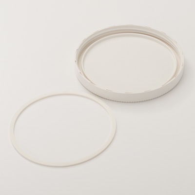 MUJI HỘP CƠM PP CÓ VAN XẢ / TRẮNG