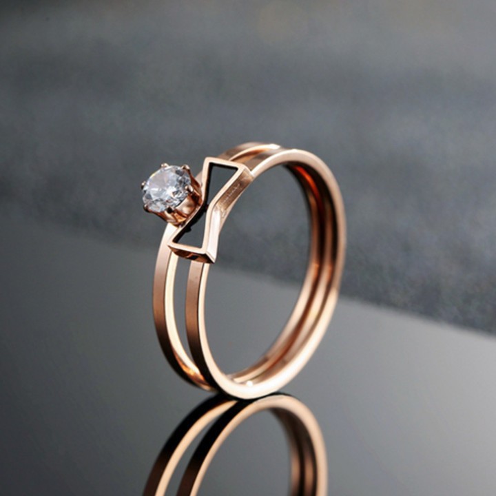 Bộ 2 Nhẫn Nữ Titan Không Đen TT 1360