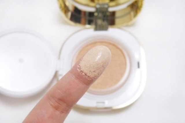 Hộp Phấn nước Ohui miracle chiffon 15g | BigBuy360 - bigbuy360.vn