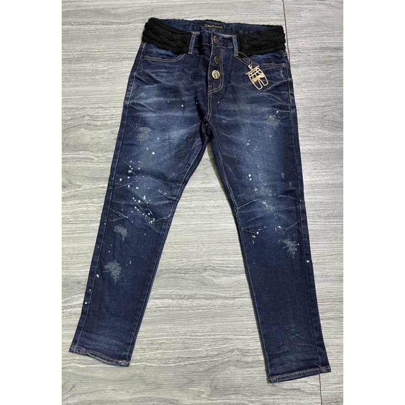 Quần Jean Dáng Boy Nút Dư Xịn