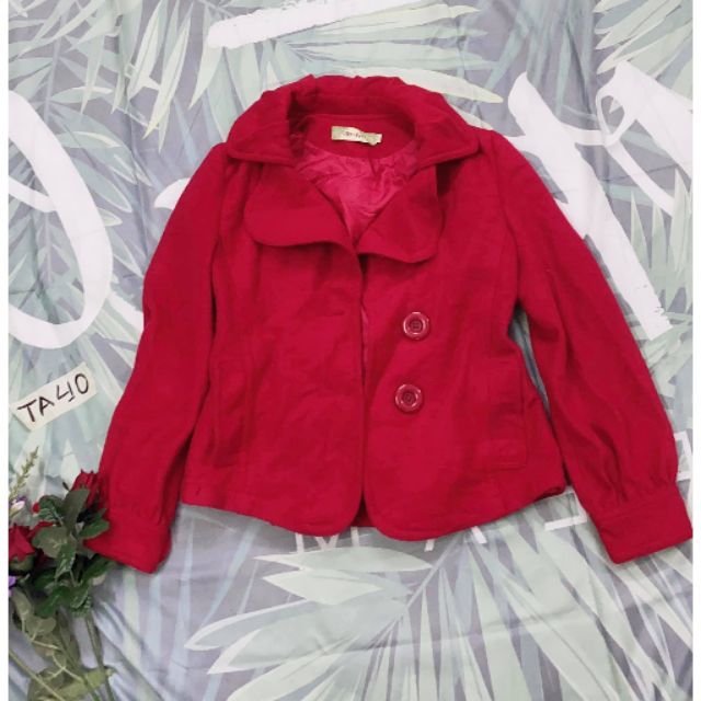 Áo khoác màu đỏ hồng - cổ sen size M. TA40