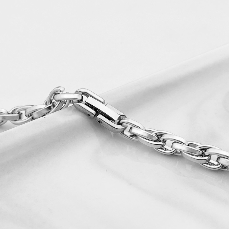 Lắc tay nam titan unisex kiểu xích lồng nhau khóa hộp bấm không gỉ UB07