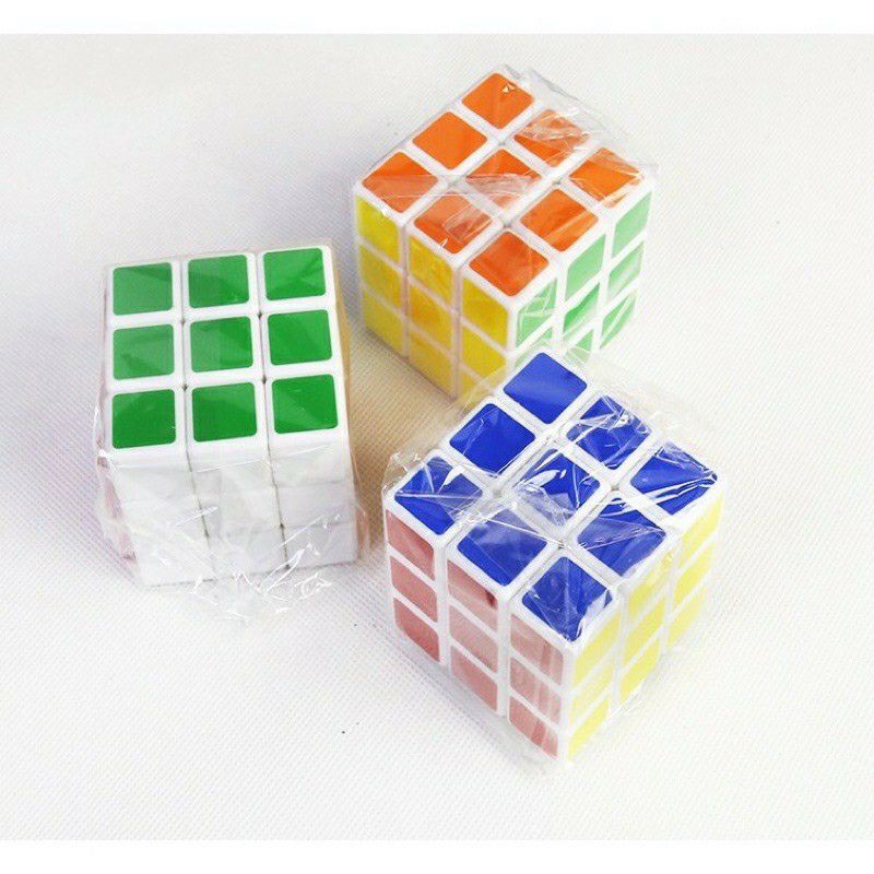 combo rubik tặng kèm rubik móc khóa và đế