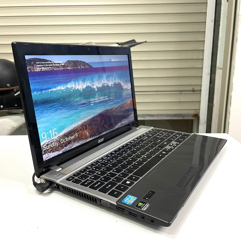 Laptop Acer Aspire V3 571G Core i7 3630QM RAM8G SSD256GB 15inch vga rời NVIDIA GT730 4G quá khủng