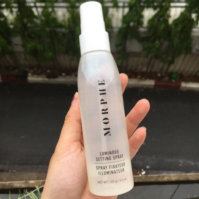 Chai xịt khoá lớp makeup Morphe các phiên bản