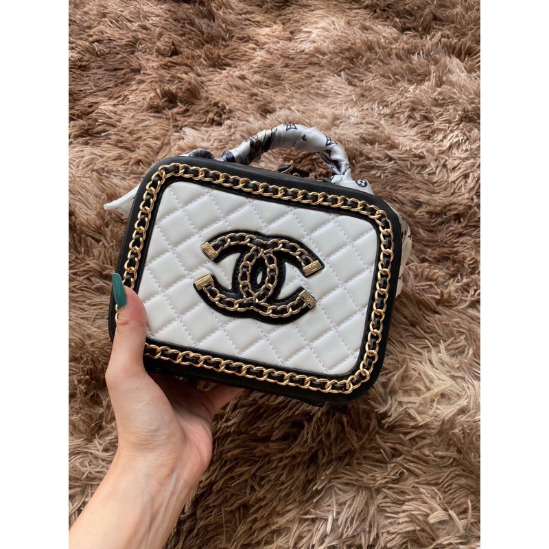 Túi xách nữ kiểu hộp chanel logo nổi mới trend m