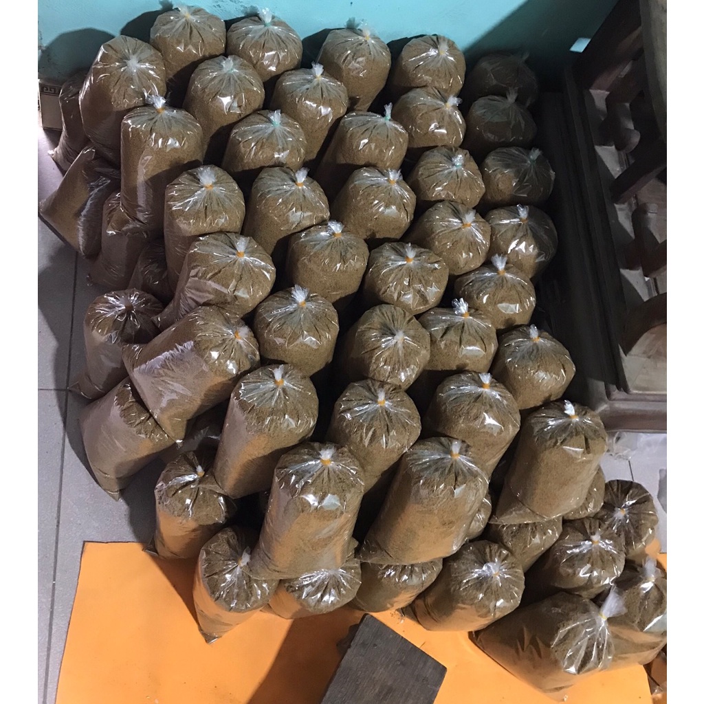 CÁM CÁ 25-30% ĐẠM LÀM MỒI CÂU CỰC NHẬY Cargill 1kg chuyên chép, rô, trắm trắng , chôi , trắm đen.