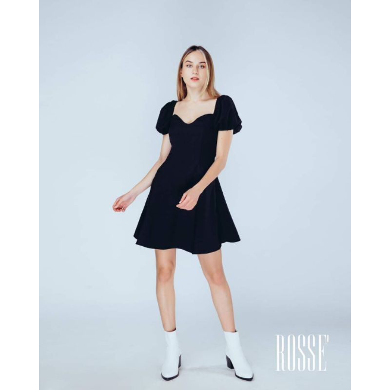 Váy đen hở lưng Rosse thời trang thiết kế | BigBuy360 - bigbuy360.vn